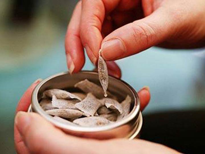 Tobacco firm asks FDA to designate snus as safer than cigarettes