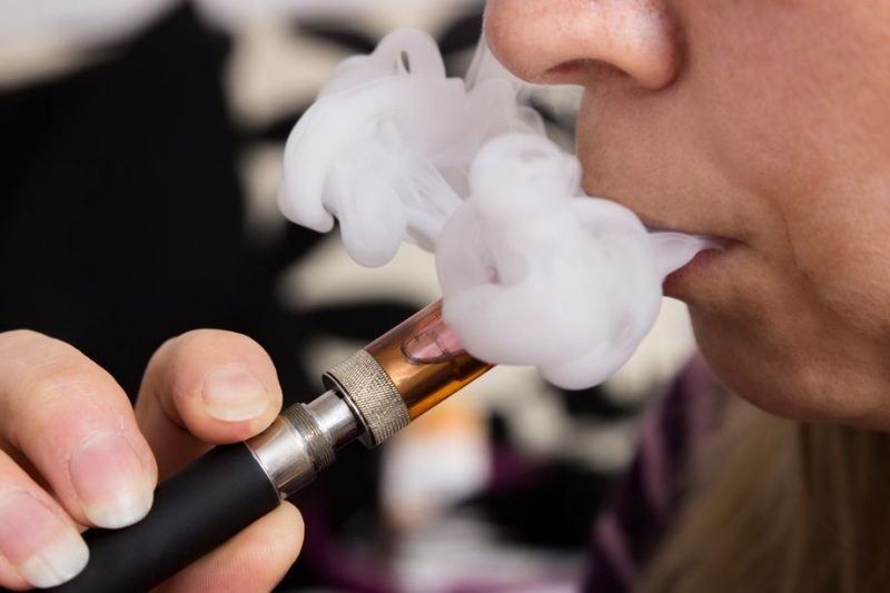 US Surgeon General Says Vaping Among Young People is a ‘Major Public